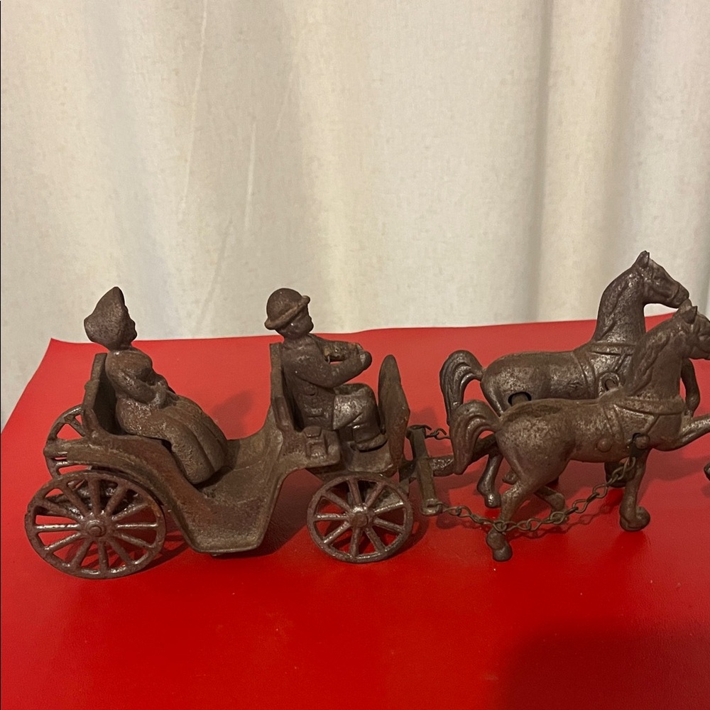 Vintage Cast Iron Horse Drawn Carriage Buggy w/Coachman & woman